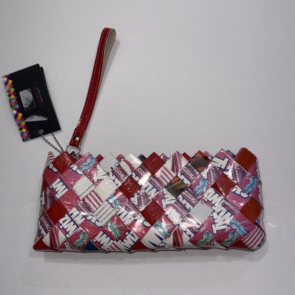 Vintage 90s Y2K Twizzler Cherry Berry Strawberry Candy Wrapper Zip Purse‎ NWT